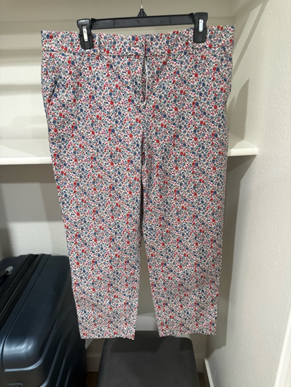 LOFT Multicolor Floral Crop Pants